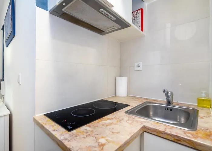 Whome Minimalist 1-bed Great To Explore Apartman *