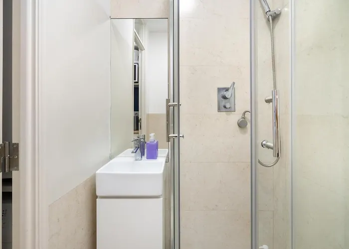 Whome Minimalist 1-bed Great To Explore Lisboa
